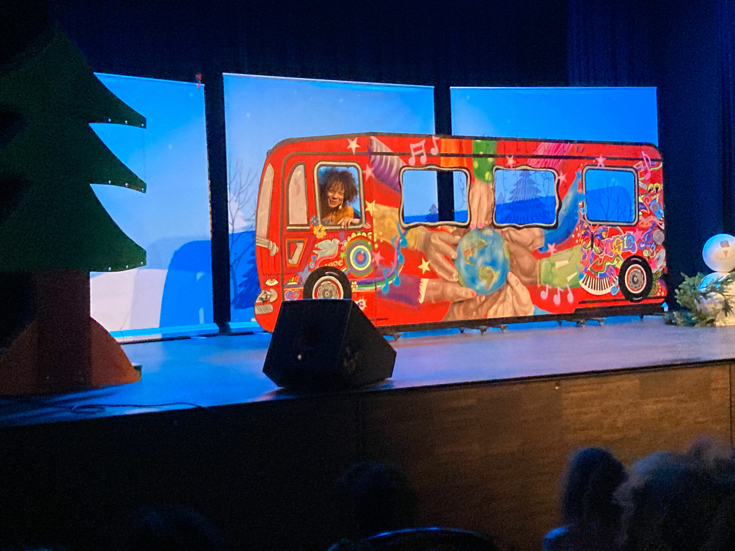 kind-behinderung-tante-carmen-konzert